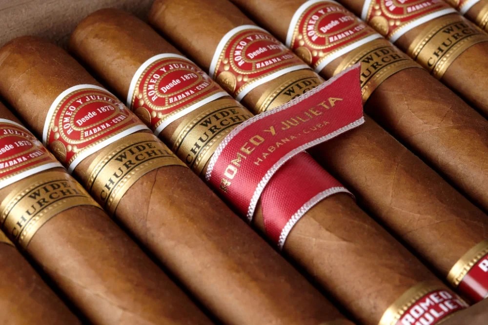 Romeo y Julieta Wide Churchills